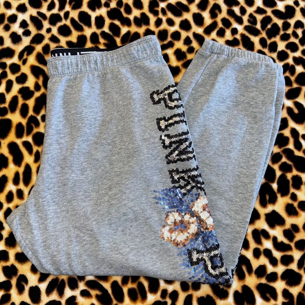 Victoria’s Secret PINK Sequin Bling Capri Sweatpants Hibiscus Floral Large